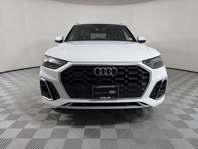 Used 2023 Audi Q5 2.0T Premium w/ Convenience Package image 2