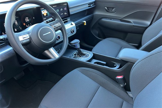 New 2026 Hyundai Kona SE image 10