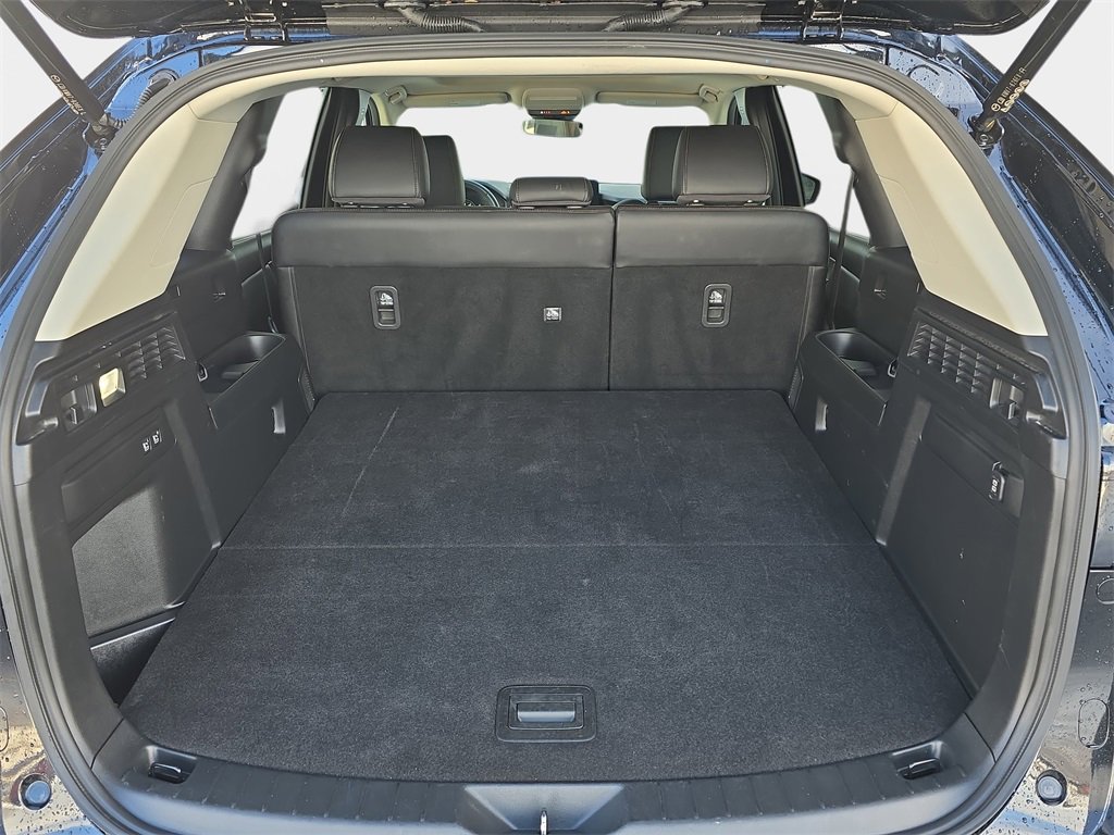 Used 2025 MAZDA CX-70 3.3 Turbo w/ Preferred Package image 16