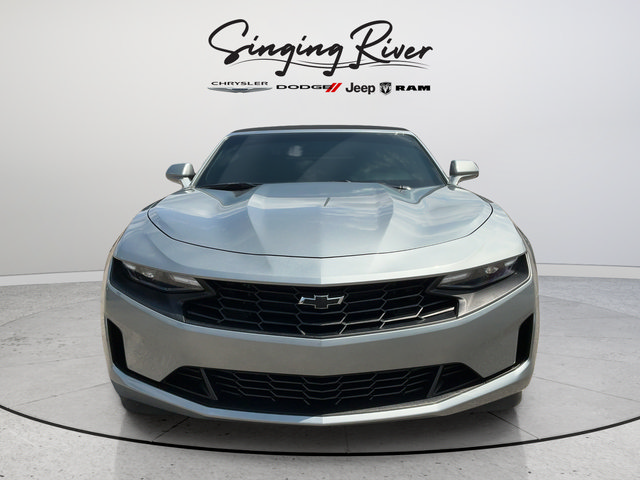 Used 2024 Chevrolet Camaro LT w/ Technology Package RWD image 2