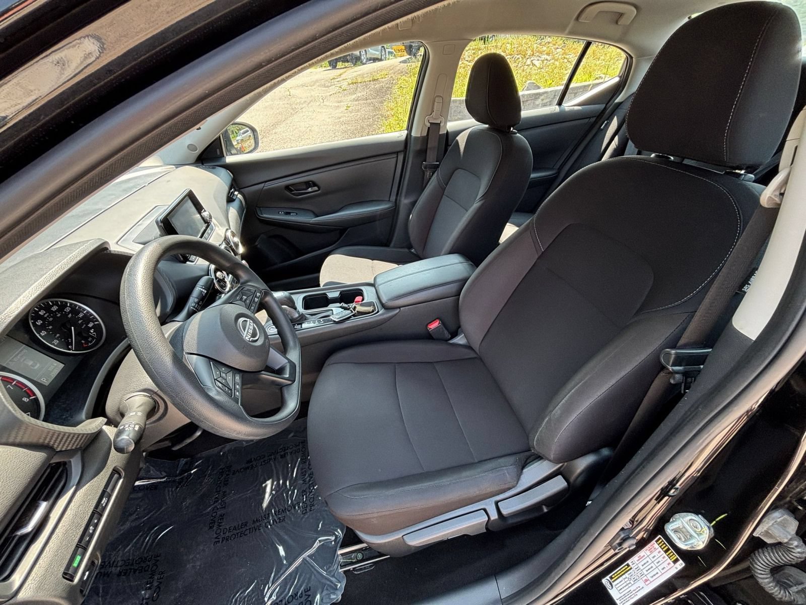 Used 2025 Nissan Sentra S FWD image 32