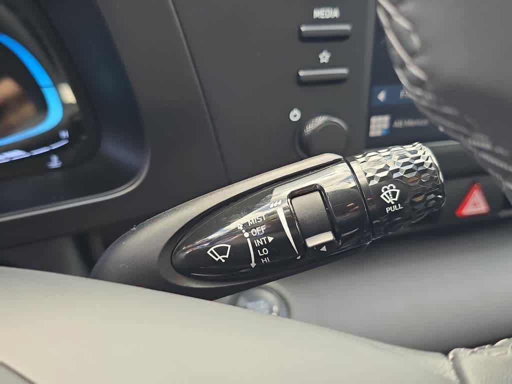 New 2026 Hyundai Elantra SEL Sport FWD image 27