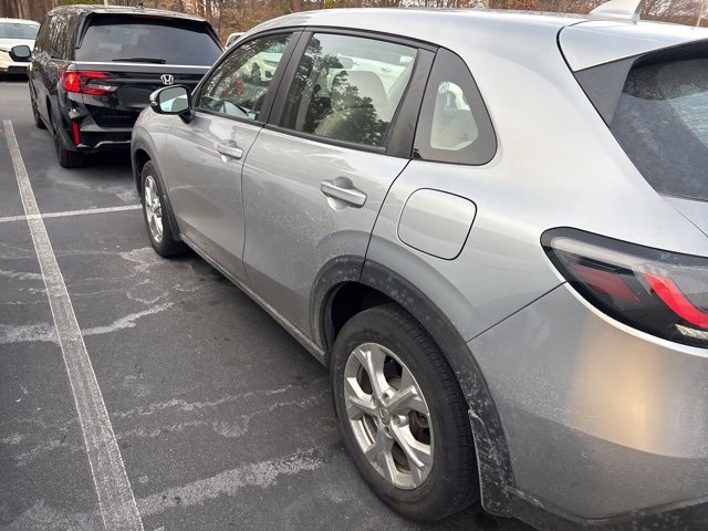 Used 2023 Honda HR-V LX image 14