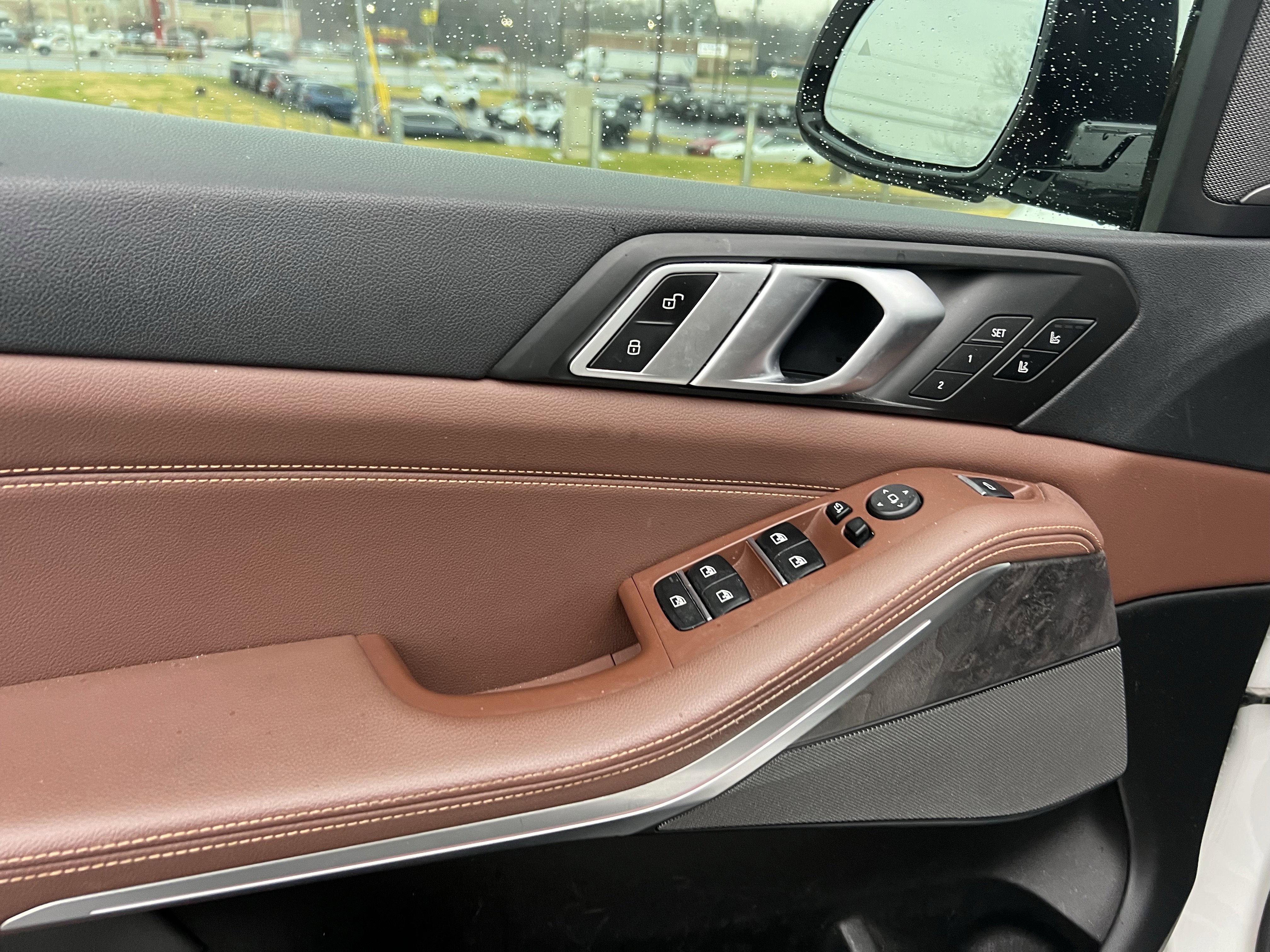 Used 2019 BMW X5 xDrive40i w/ M Sport Package image 15