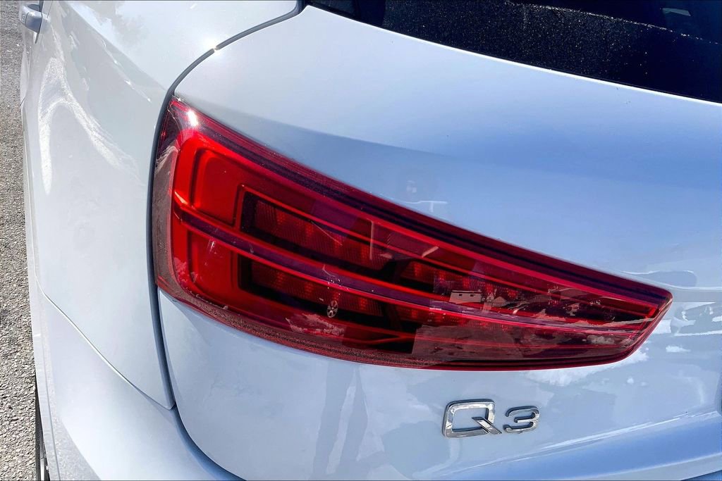 Used 2017 Audi Q3 2.0T Premium image 26