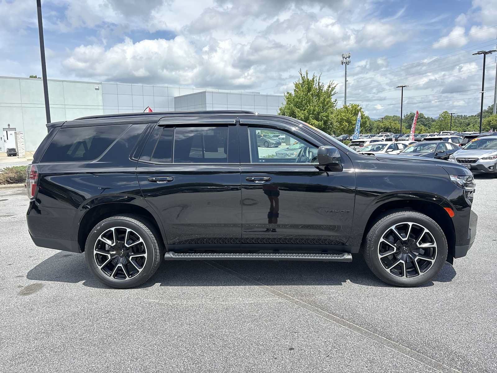 Used 2023 Chevrolet Tahoe RST AWD/4WD image 5
