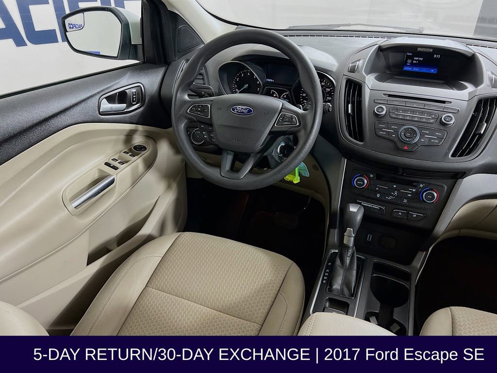 Used 2017 Ford Escape SE image 25