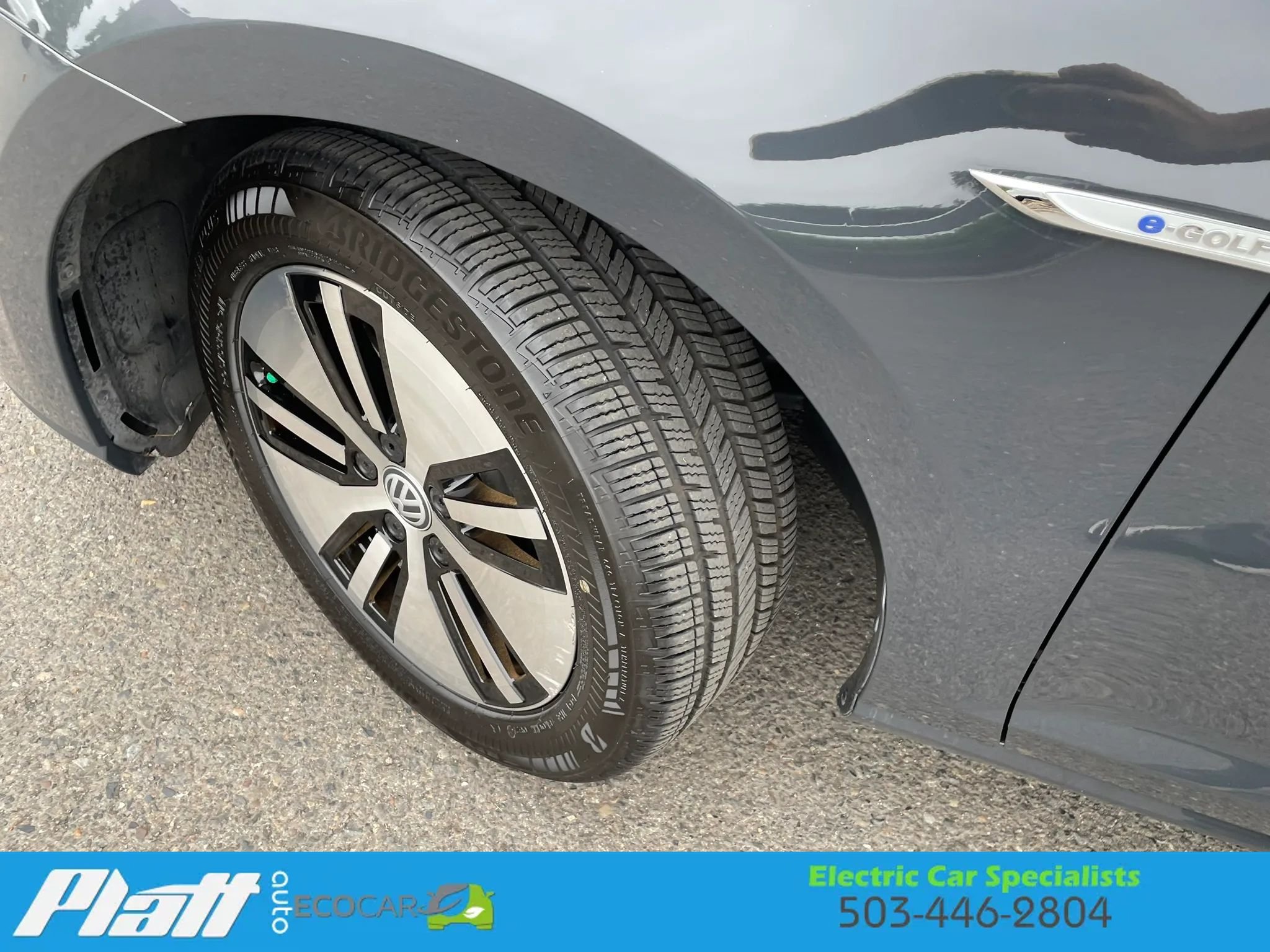 Used 2019 Volkswagen e-Golf SE w/ Driver Assistance Package FWD image 17