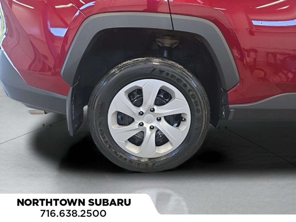 Used 2024 Toyota RAV4 LE AWD/4WD image 26