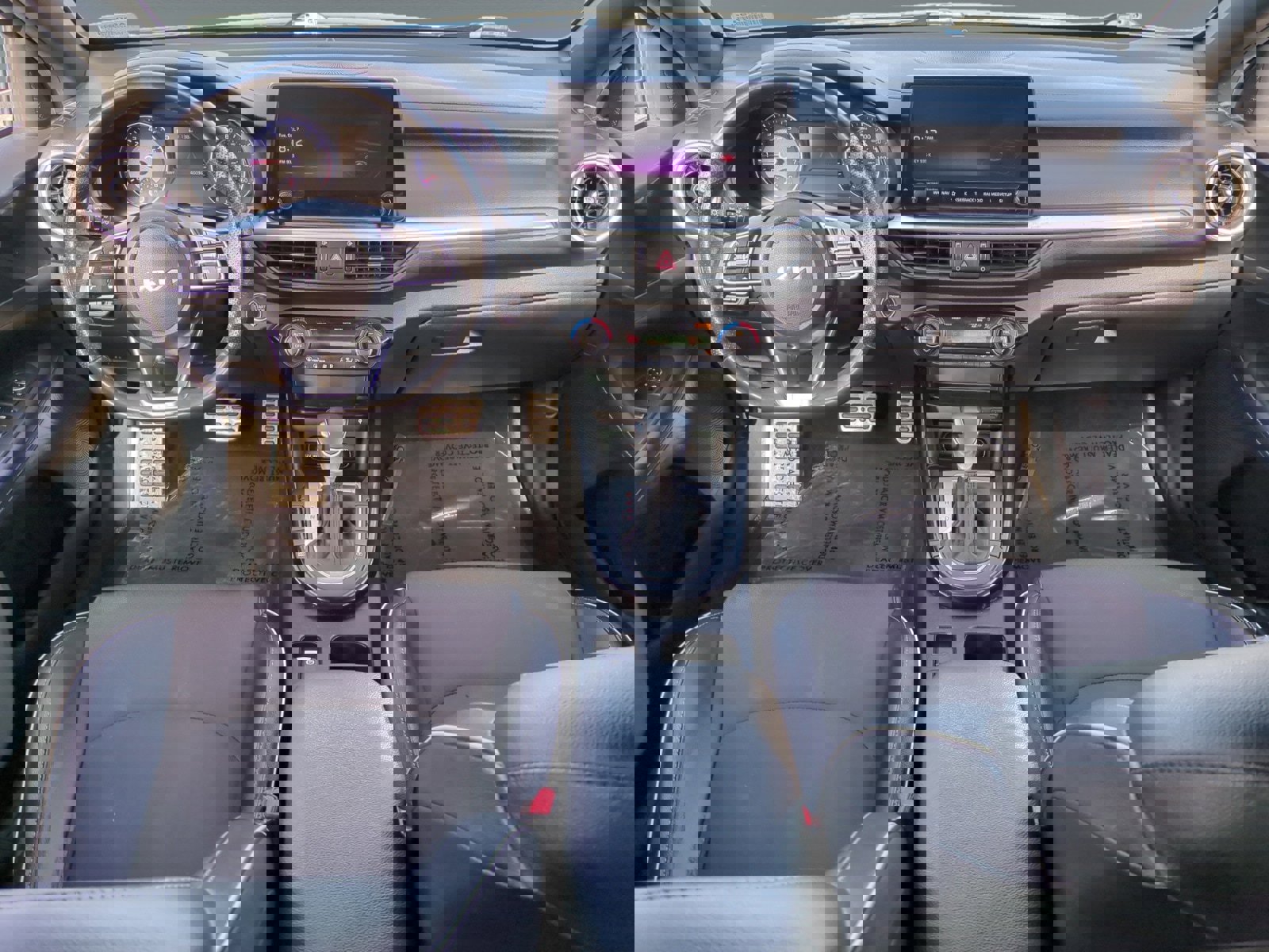 Used 2023 Kia Forte GT-Line w/ GT-Line Premium Package image 10