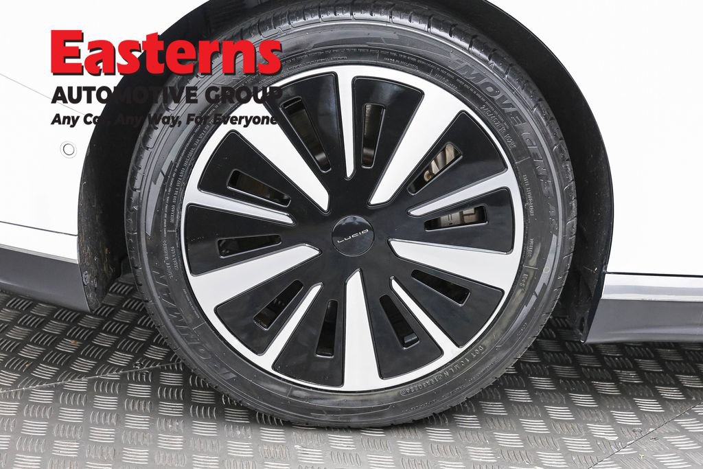 Used 2024 Lucid Air Pure RWD image 27