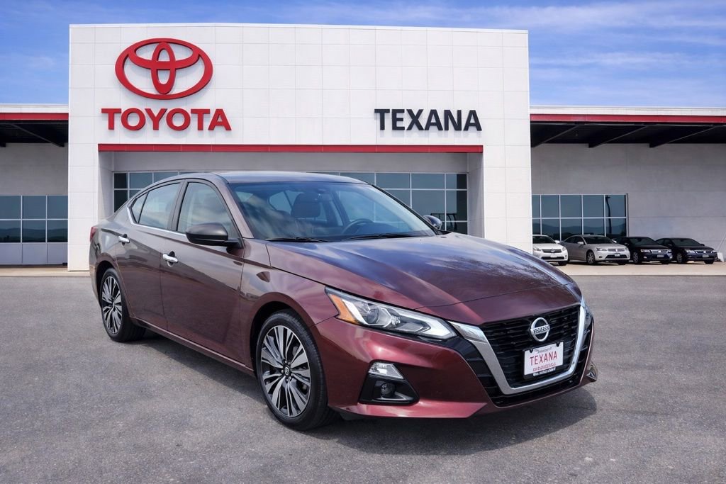 Used 2024 Nissan Altima 2.5 SV video 1