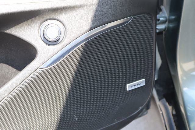 Used 2022 Buick Enclave Essence w/ Experience Buick Package FWD image 24