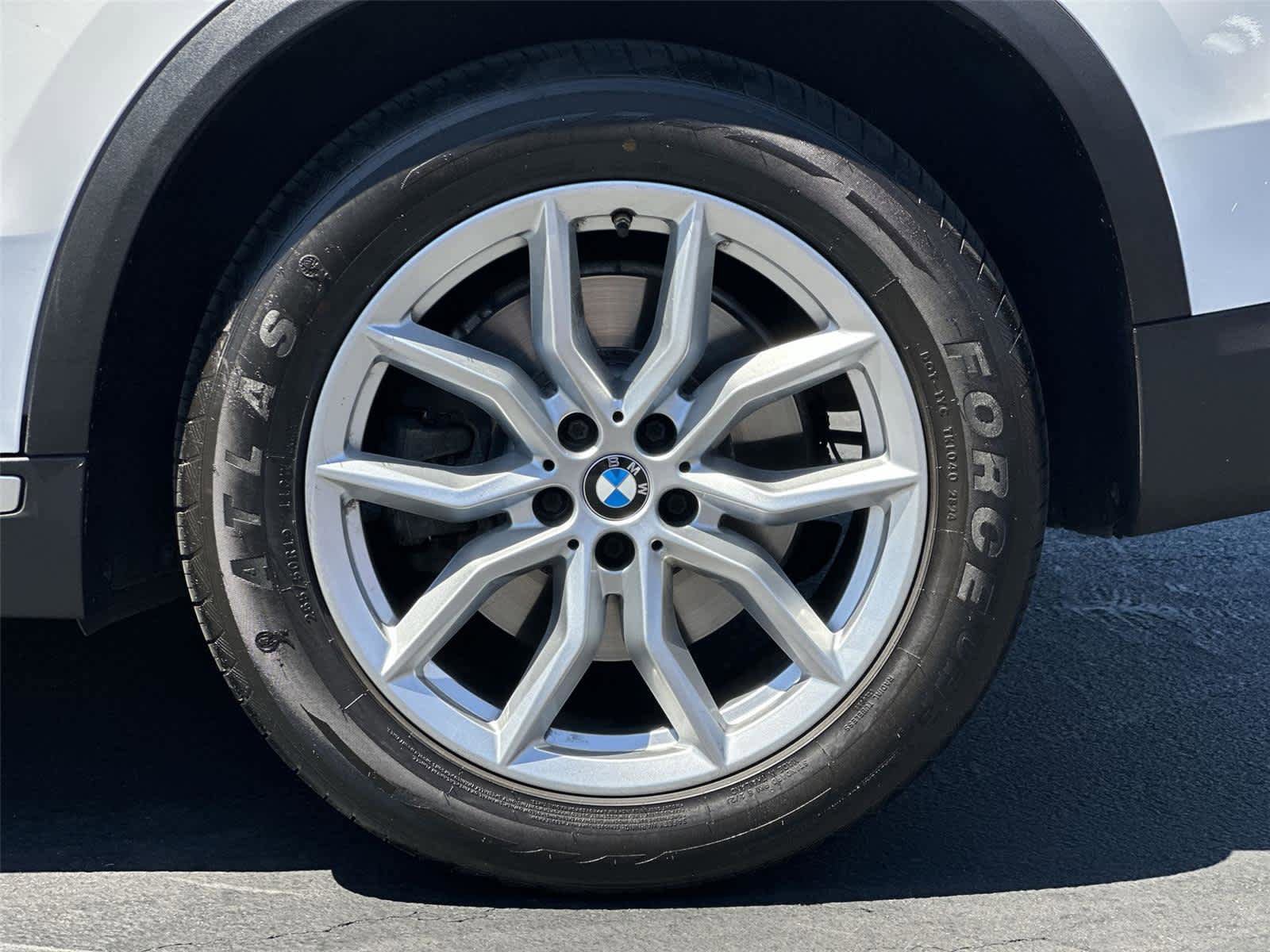 Used 2019 BMW X5 xDrive40i AWD/4WD image 9