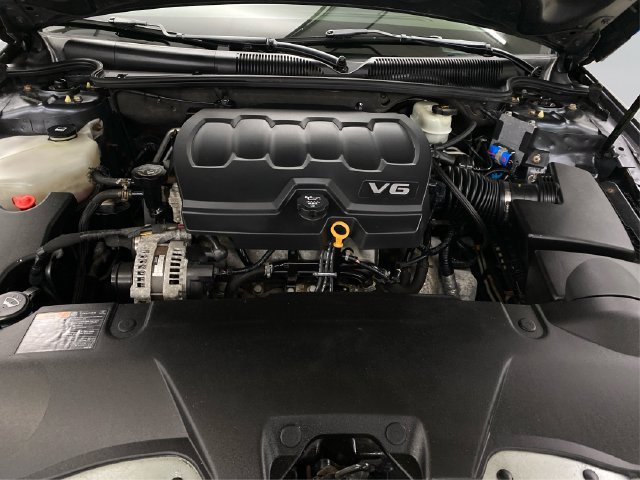 Used 2011 Buick Lucerne CXL FWD image 13