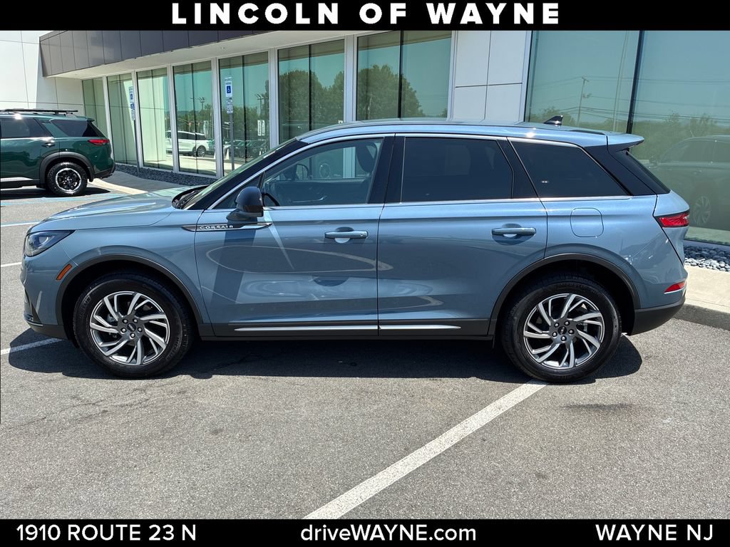 Certified 2024 Lincoln Corsair AWD video 2