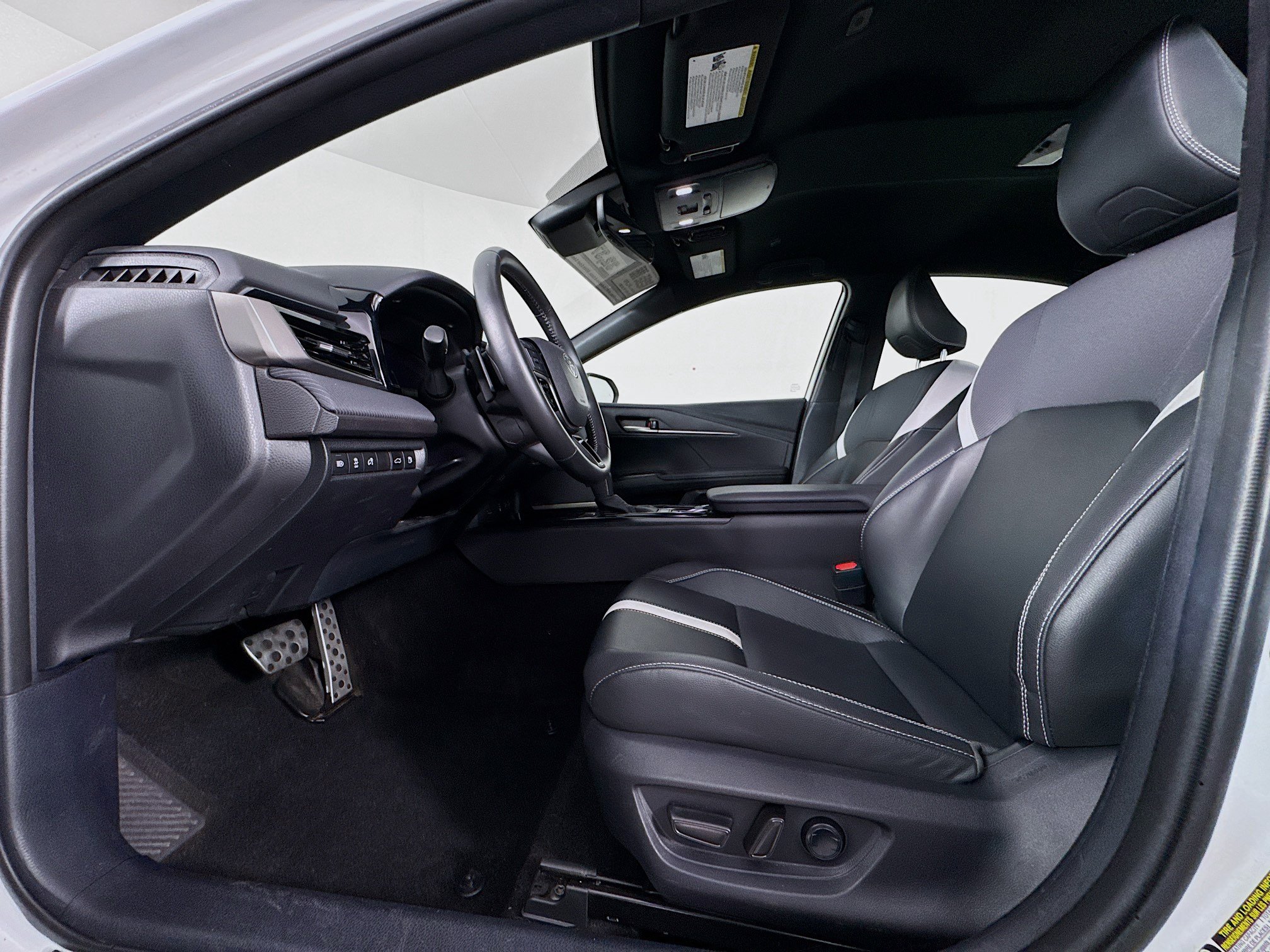 Certified 2025 Toyota Camry SE w/ Multimedia Upgrade Package FWD image 19