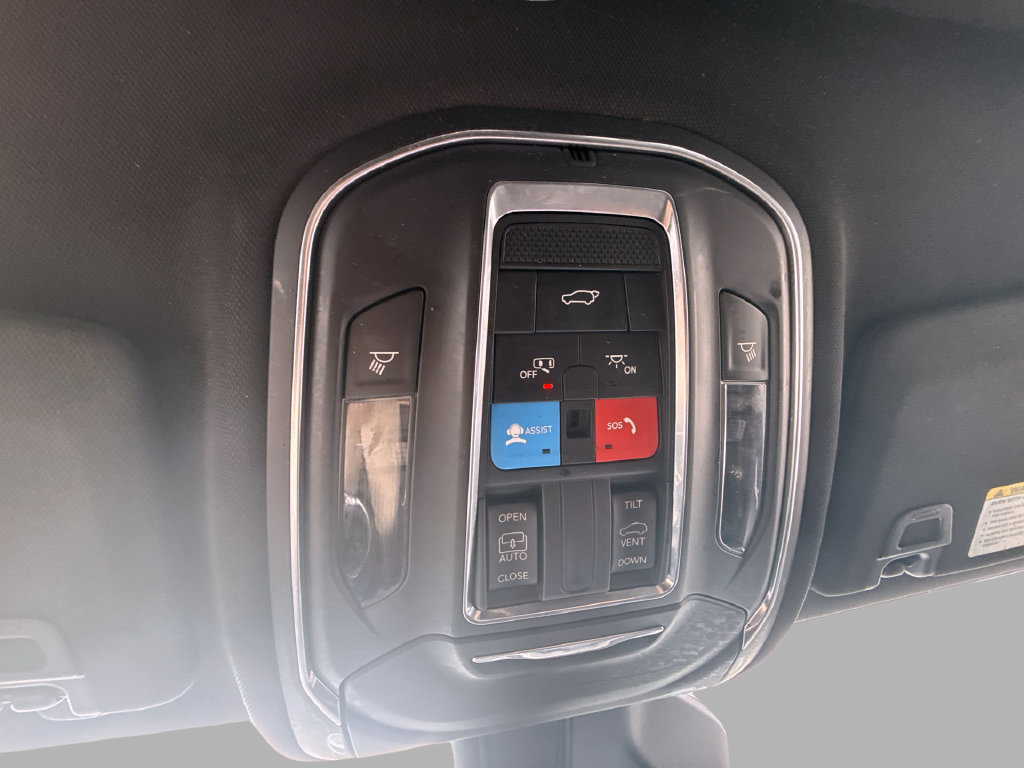 Used 2024 Jeep Grand Cherokee L Laredo w/ Luxury Tech Group I AWD/4WD image 20