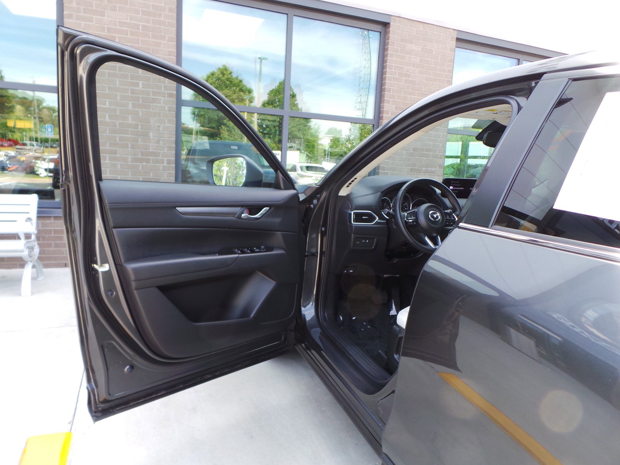 Certified 2023 MAZDA CX-5 AWD 2.5 S image 25