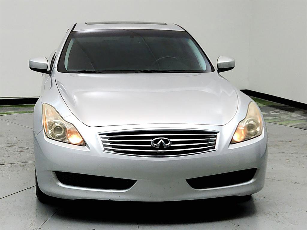 Used 2010 INFINITI G37 Journey w/ Premium Pkg image 2