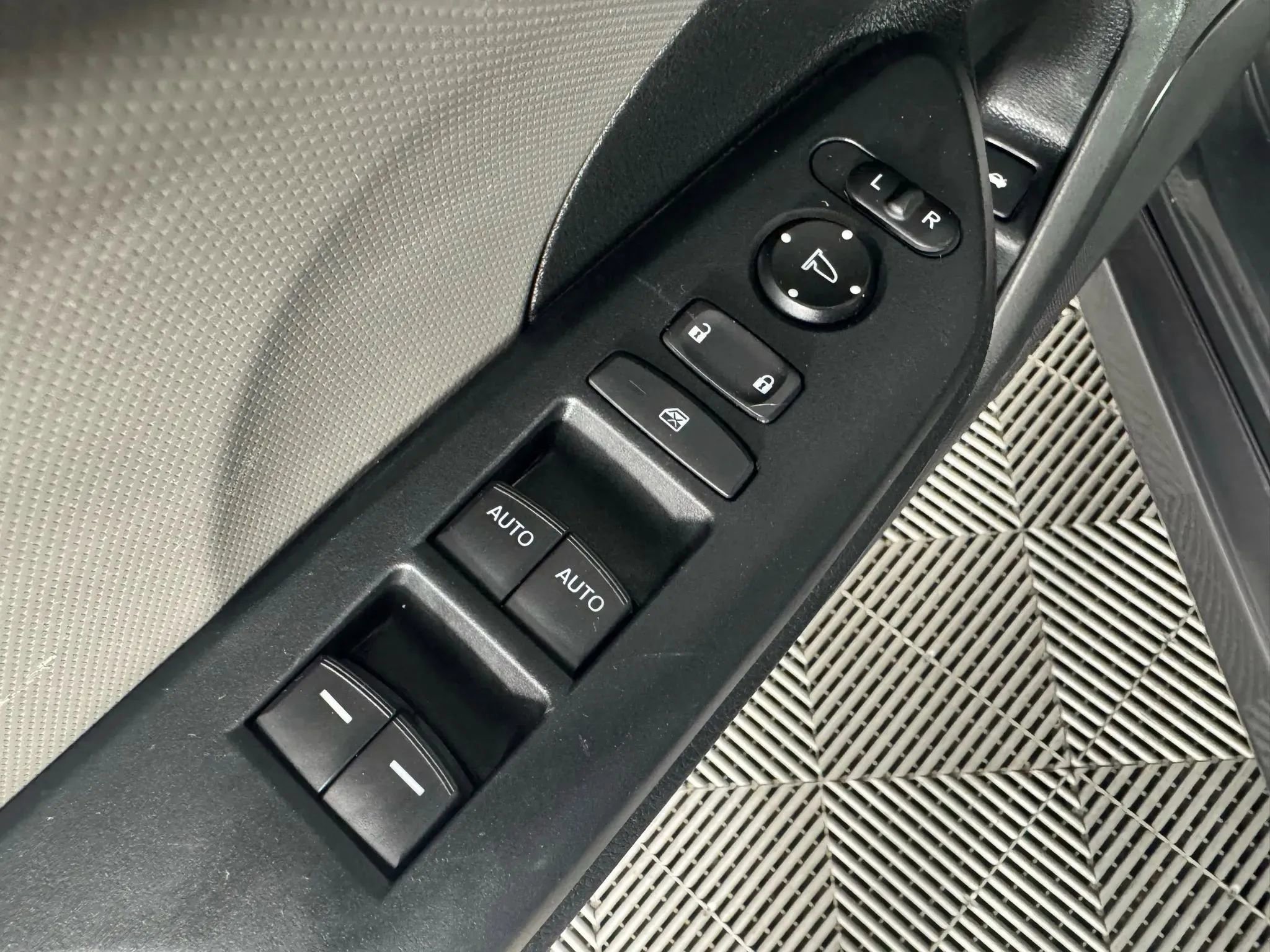 Used 2018 Honda Civic LX image 34