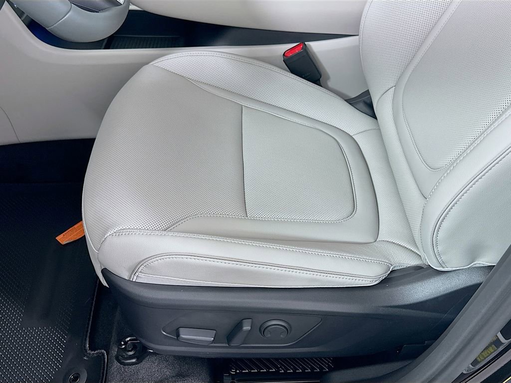 New 2026 Hyundai Tucson Limited image 21