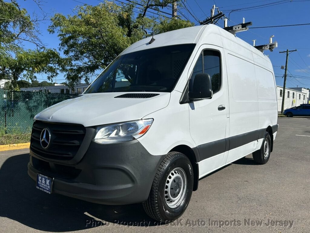Used 2021 Mercedes-Benz Sprinter 2500 image 1