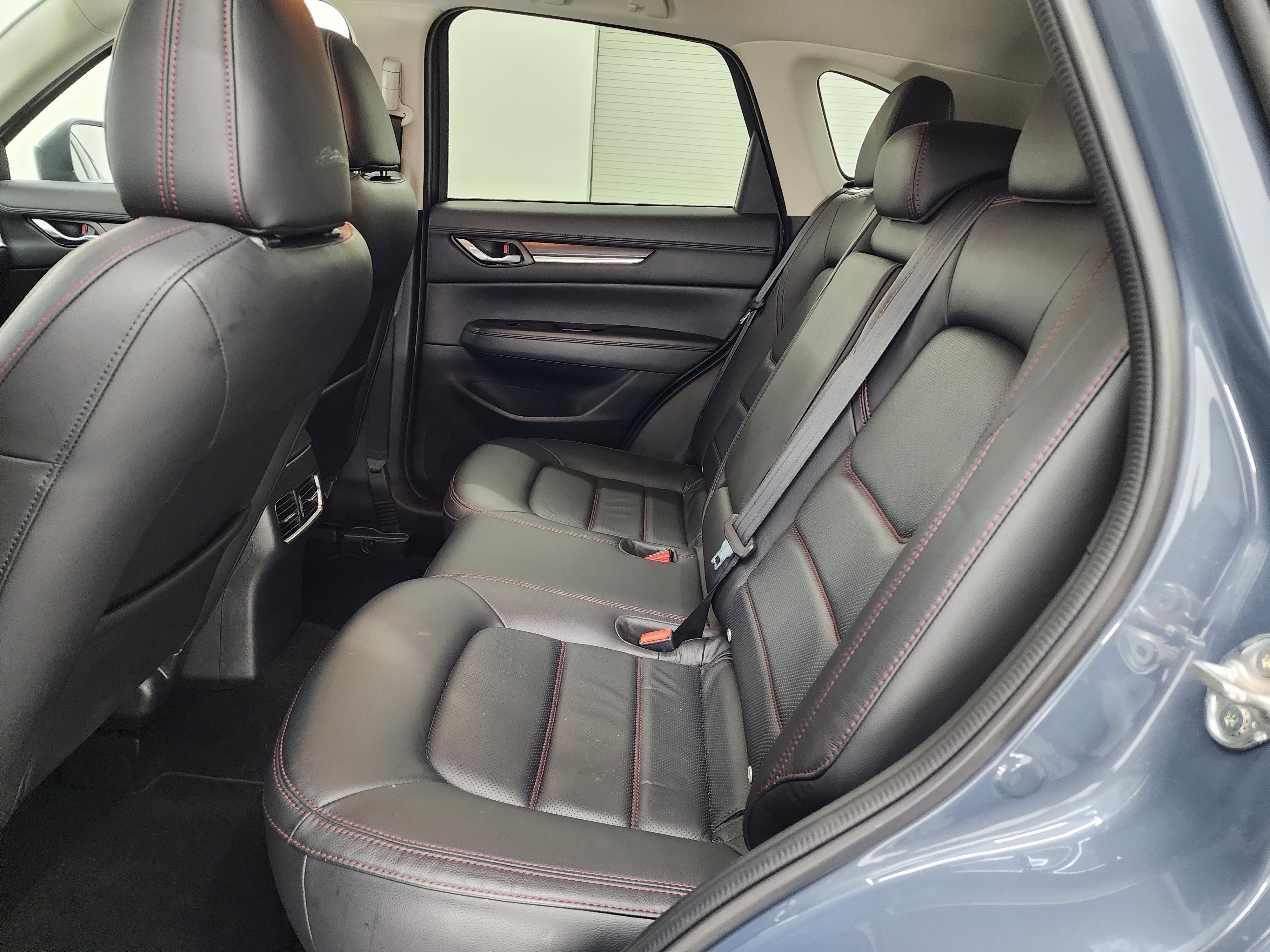 Used 2024 MAZDA CX-5 Carbon Edition image 9