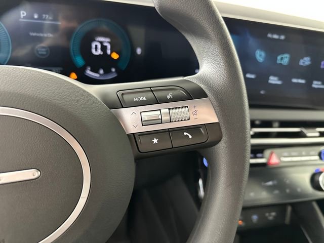 Used 2025 Hyundai Santa Cruz SEL image 16