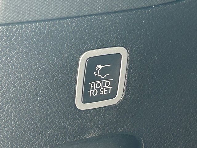 Used 2022 Jeep Wagoneer Series II image 32