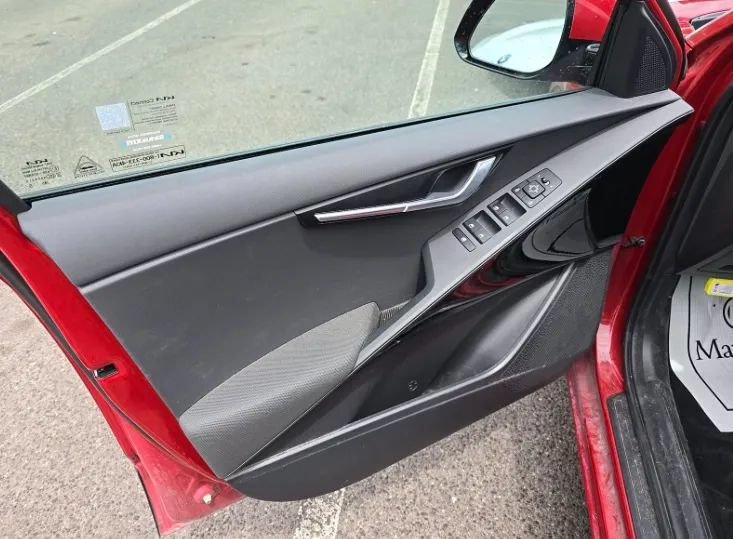 Used 2023 Kia Niro Wind FWD image 11