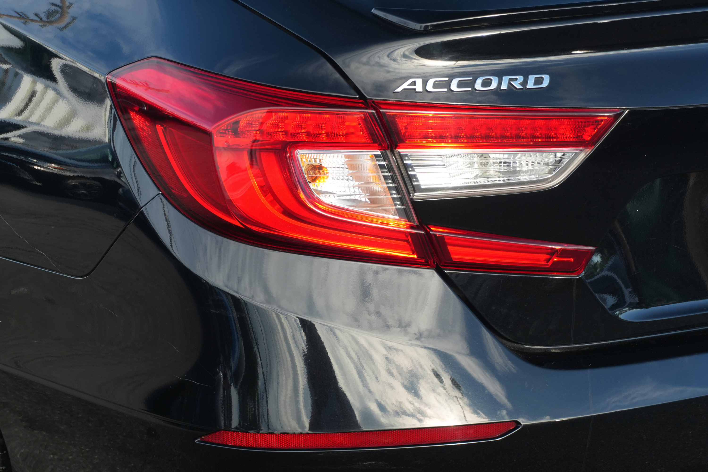 Used 2019 Honda Accord Sport image 43
