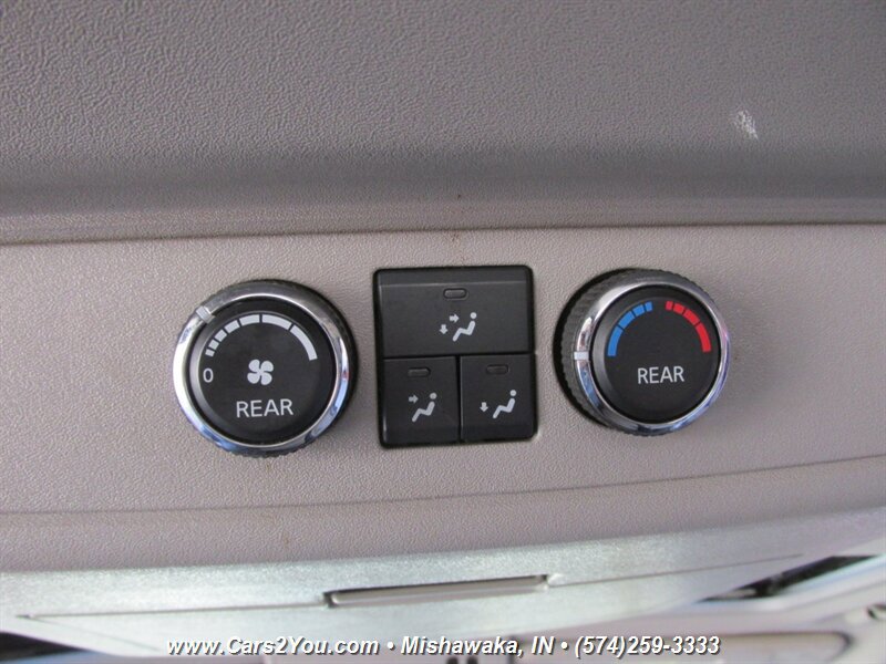 Used 2015 Nissan Armada Platinum w/ Platinum Reserve Package AWD/4WD image 17