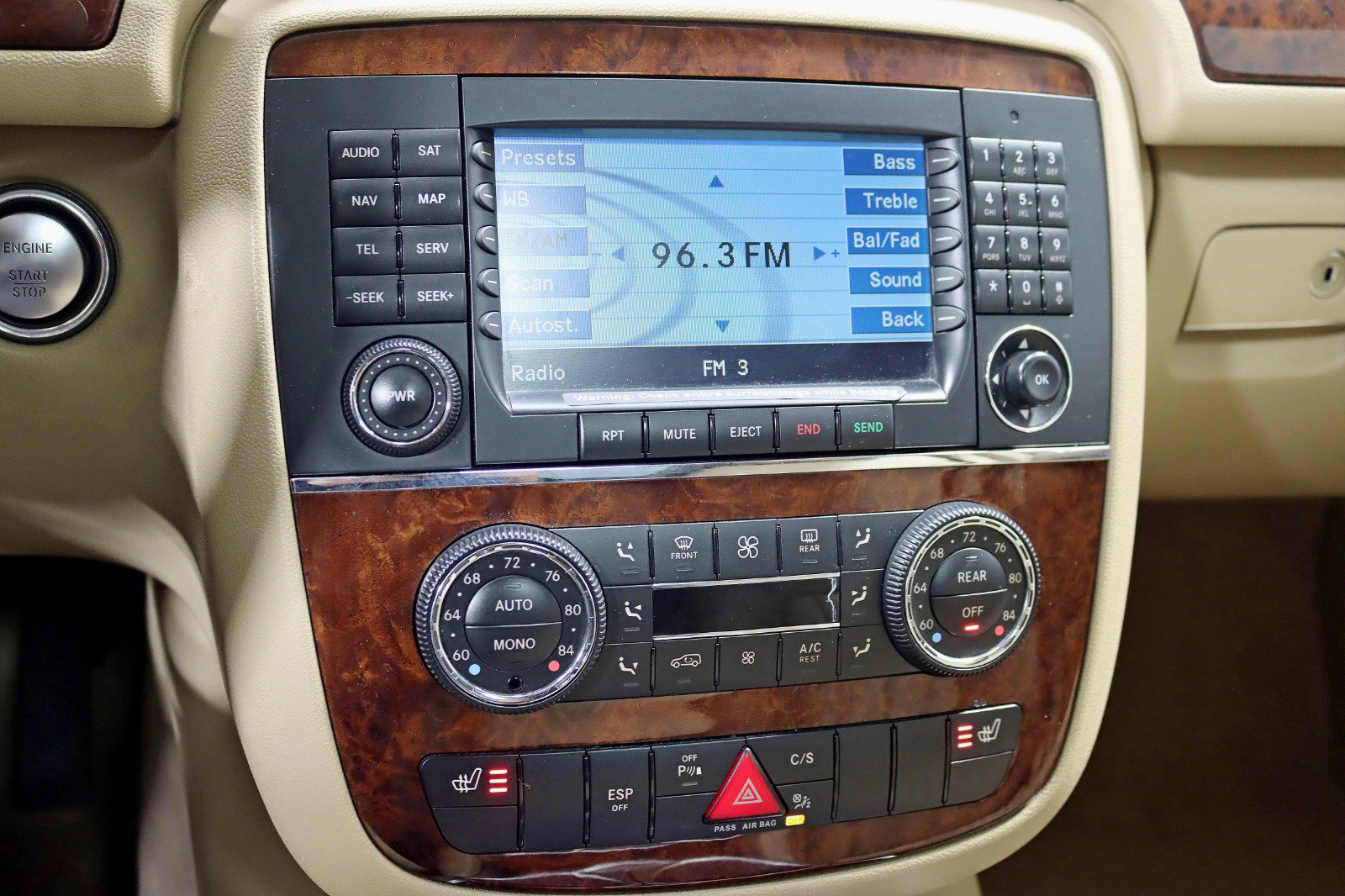 Used 2007 Mercedes-Benz R 500 4MATIC image 18