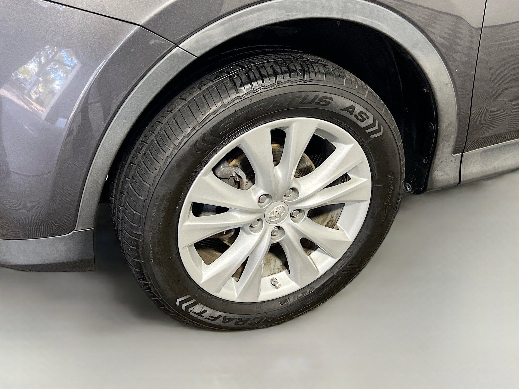 Used 2015 Toyota RAV4 Limited w/ Technology Package image 14