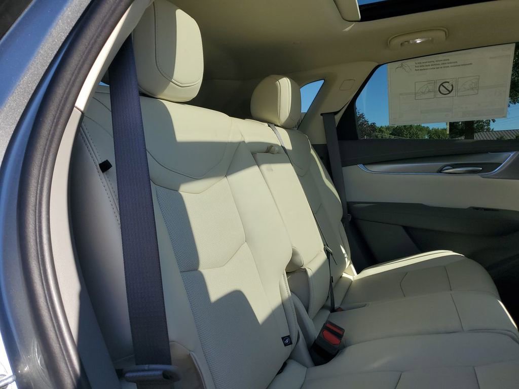 New 2025 Cadillac XT5 Premium Luxury w/ LPO, Floor Liner Package image 28