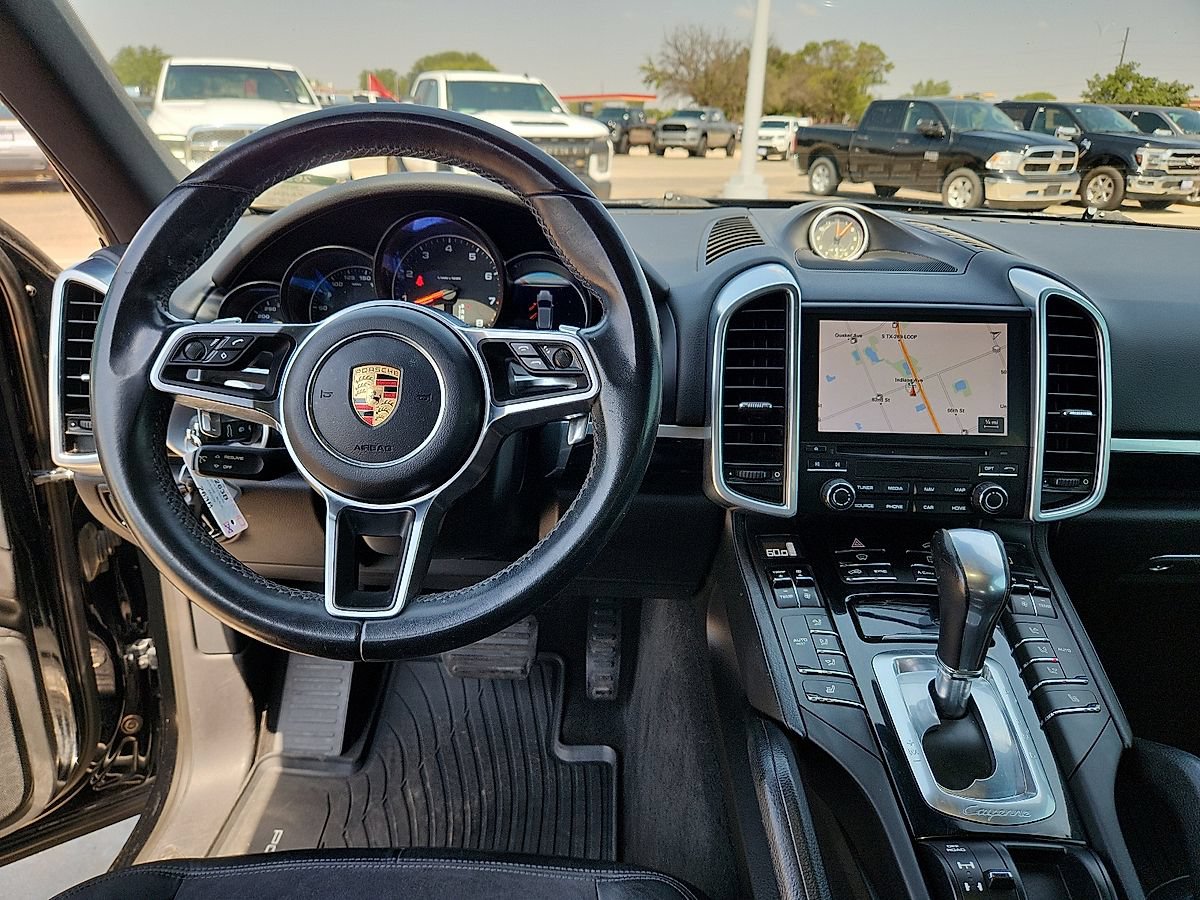 Used 2018 Porsche Cayenne Platinum Edition AWD/4WD image 6