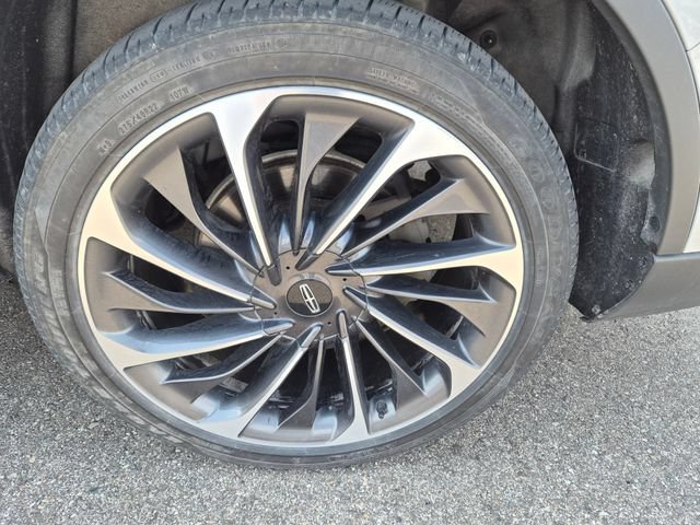 Used 2022 Lincoln Aviator Reserve w/ Equipment Group 201A AWD/4WD image 12