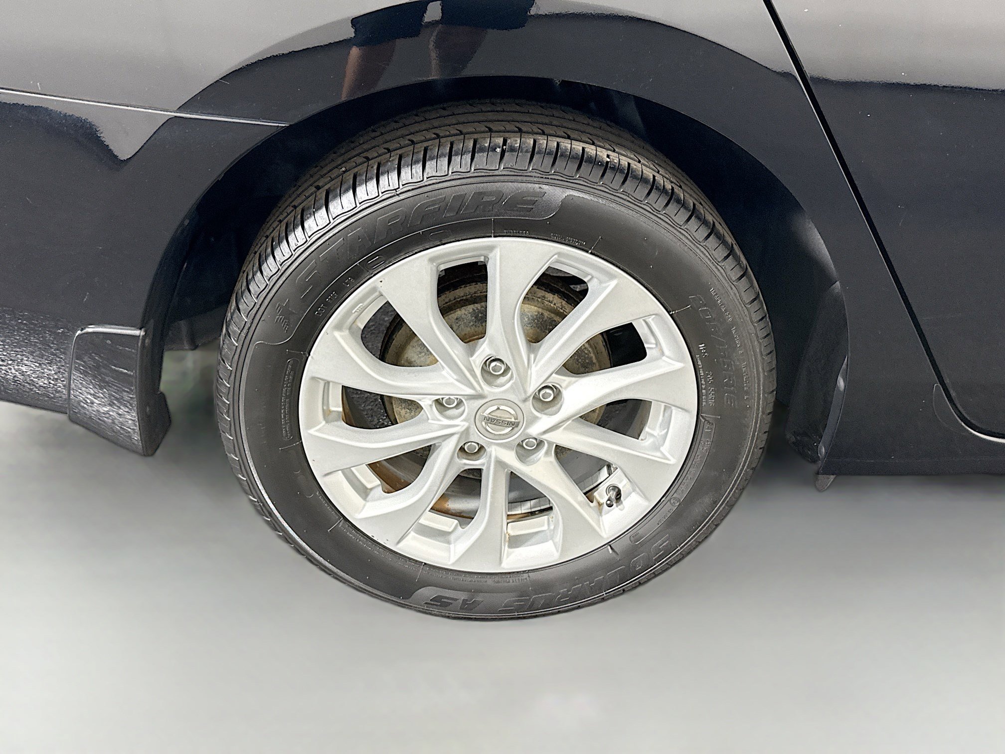 Used 2018 Nissan Sentra SV w/ Premium Package (P01) image 33