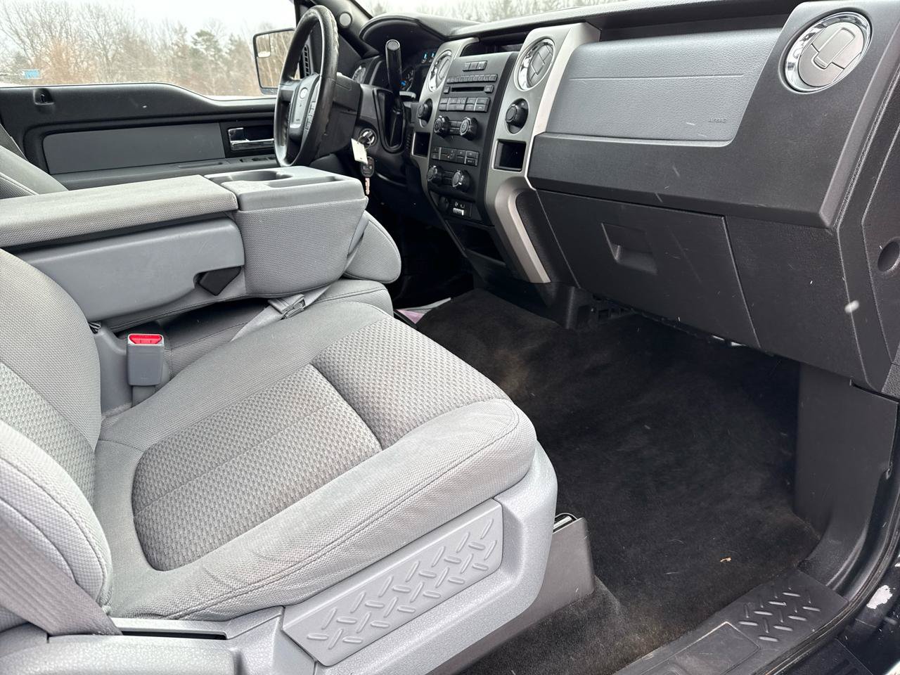 Used 2013 Ford F150 XLT AWD/4WD image 23