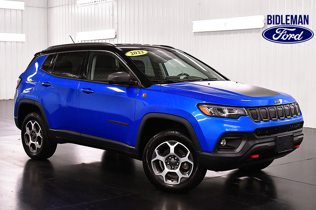 Used 2022 Jeep Compass Trailhawk w/ Trailhawk Convenience Group AWD/4WD image 1