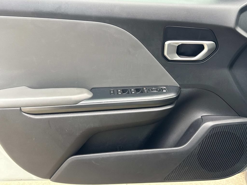 Used 2025 Kia K4 FWD image 24