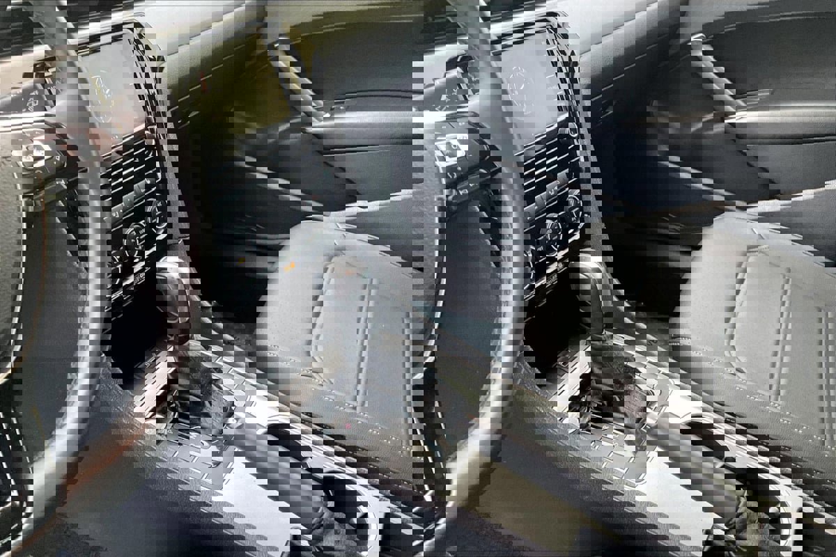 Used 2022 Volkswagen Passat 2.0T SE image 14