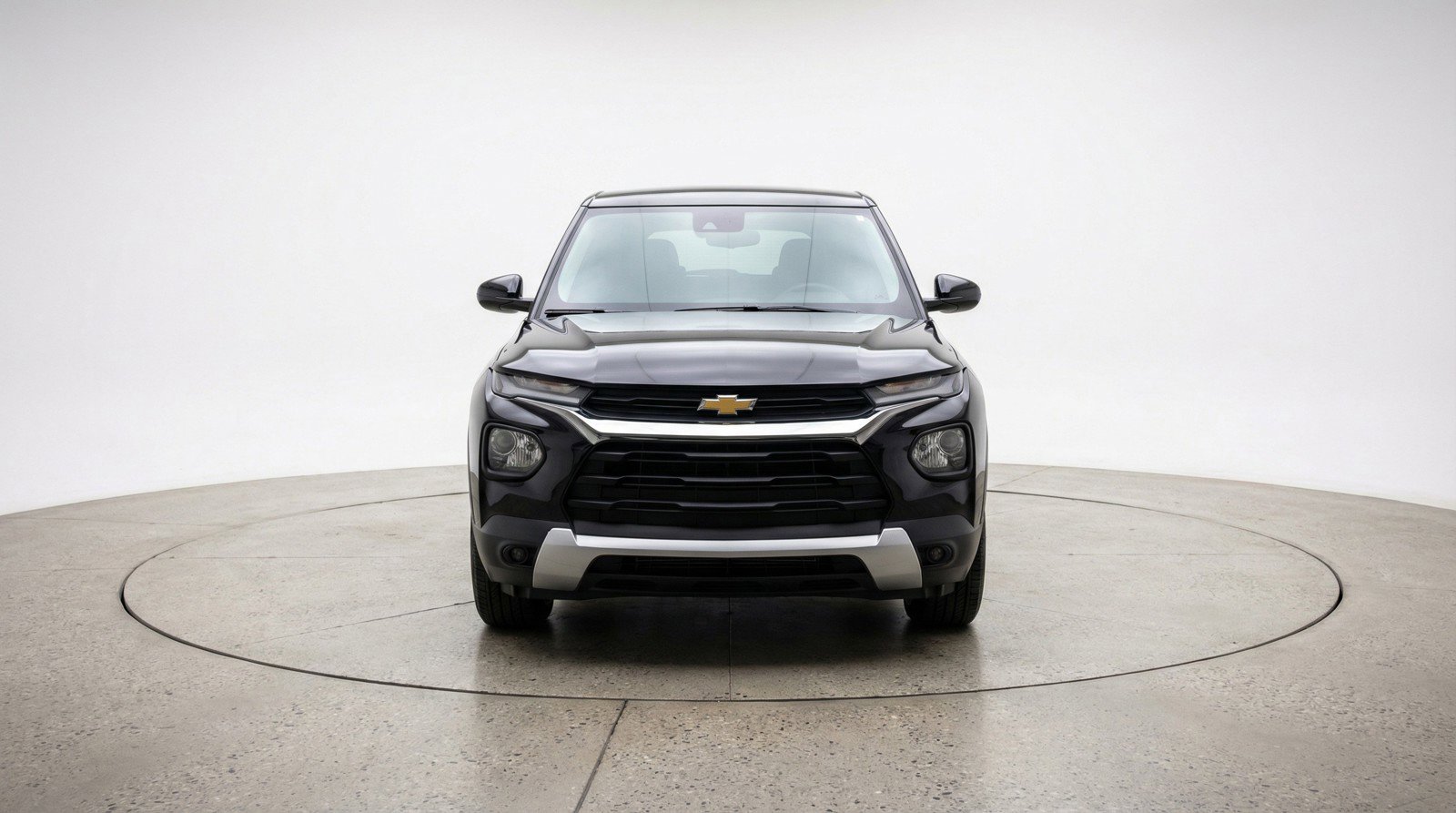 Used 2025 Chevrolet TrailBlazer LT image 2