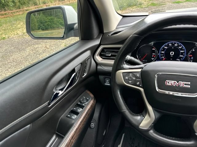 Used 2021 GMC Acadia Denali w/ Denali Ultimate Package AWD/4WD image 30