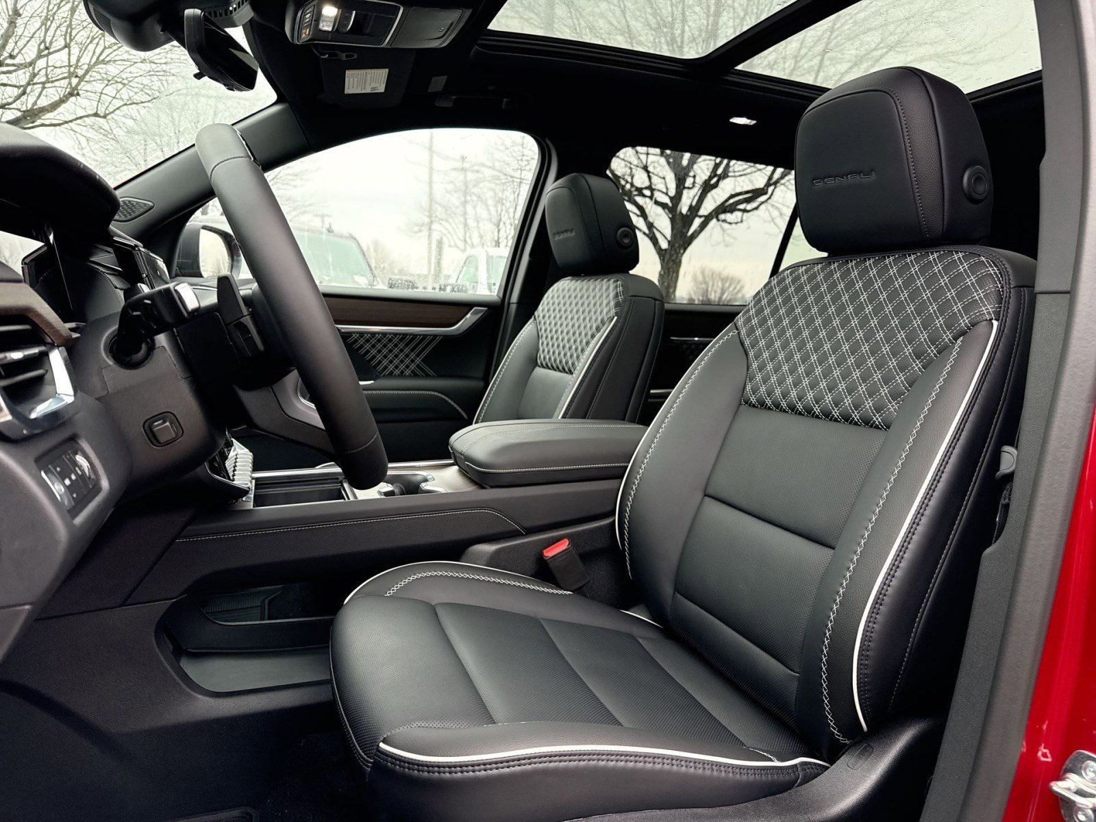 New 2026 GMC Acadia Denali w/ Super Cruise Package image 13