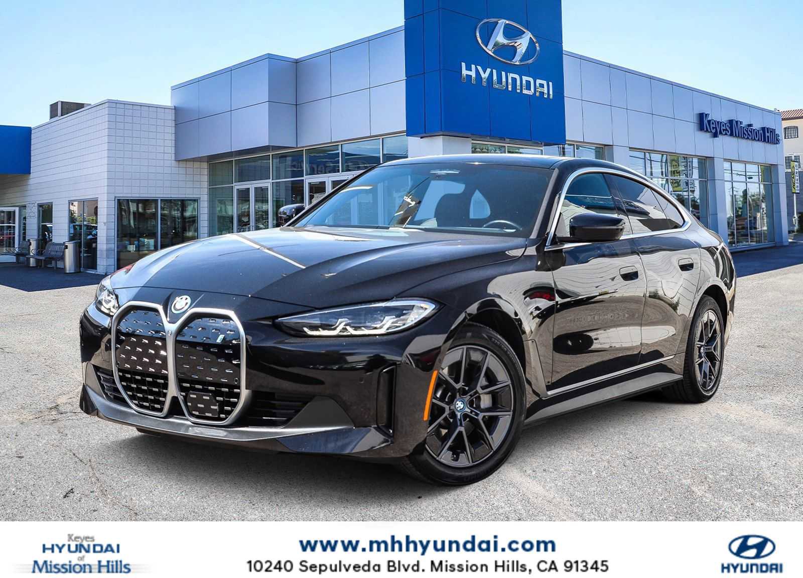 Used 2023 BMW i4 eDrive35 image 1