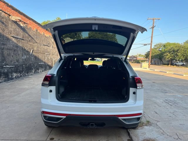 Used 2021 Volkswagen Atlas Cross Sport SEL Premium AWD/4WD image 11