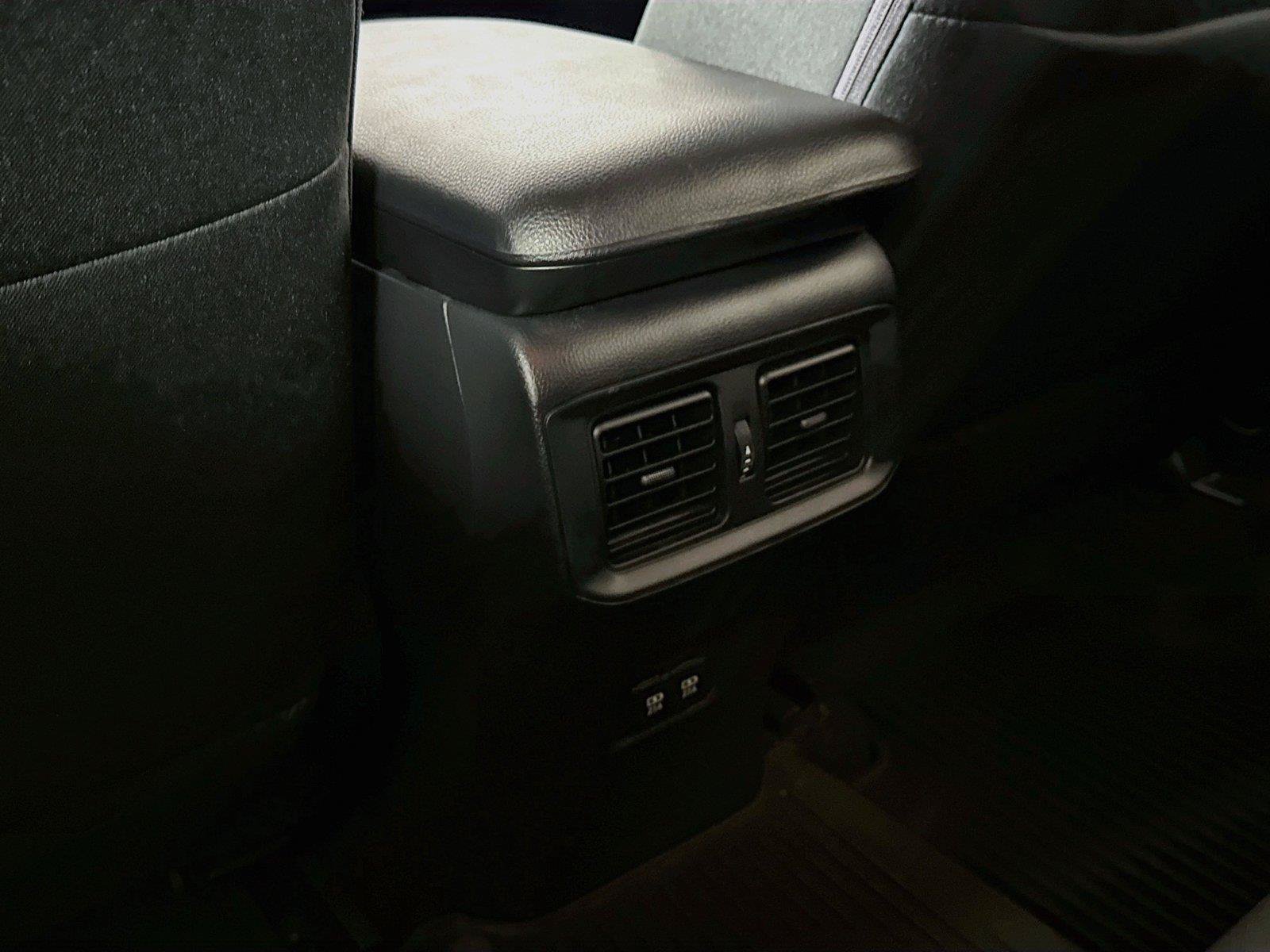 Certified 2021 Toyota RAV4 XLE AWD/4WD image 32