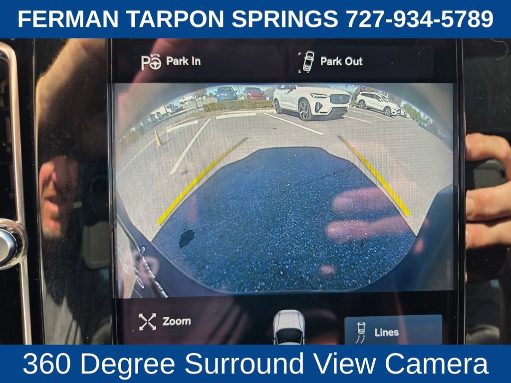 Certified 2021 Volvo XC40 T5 R-Design w/ Advanced Package image 28